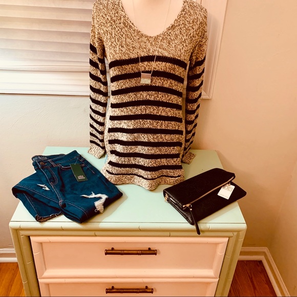 FRANCESCA’S Alya Grey & Black Striped Knit Sweater - Picture 7 of 7